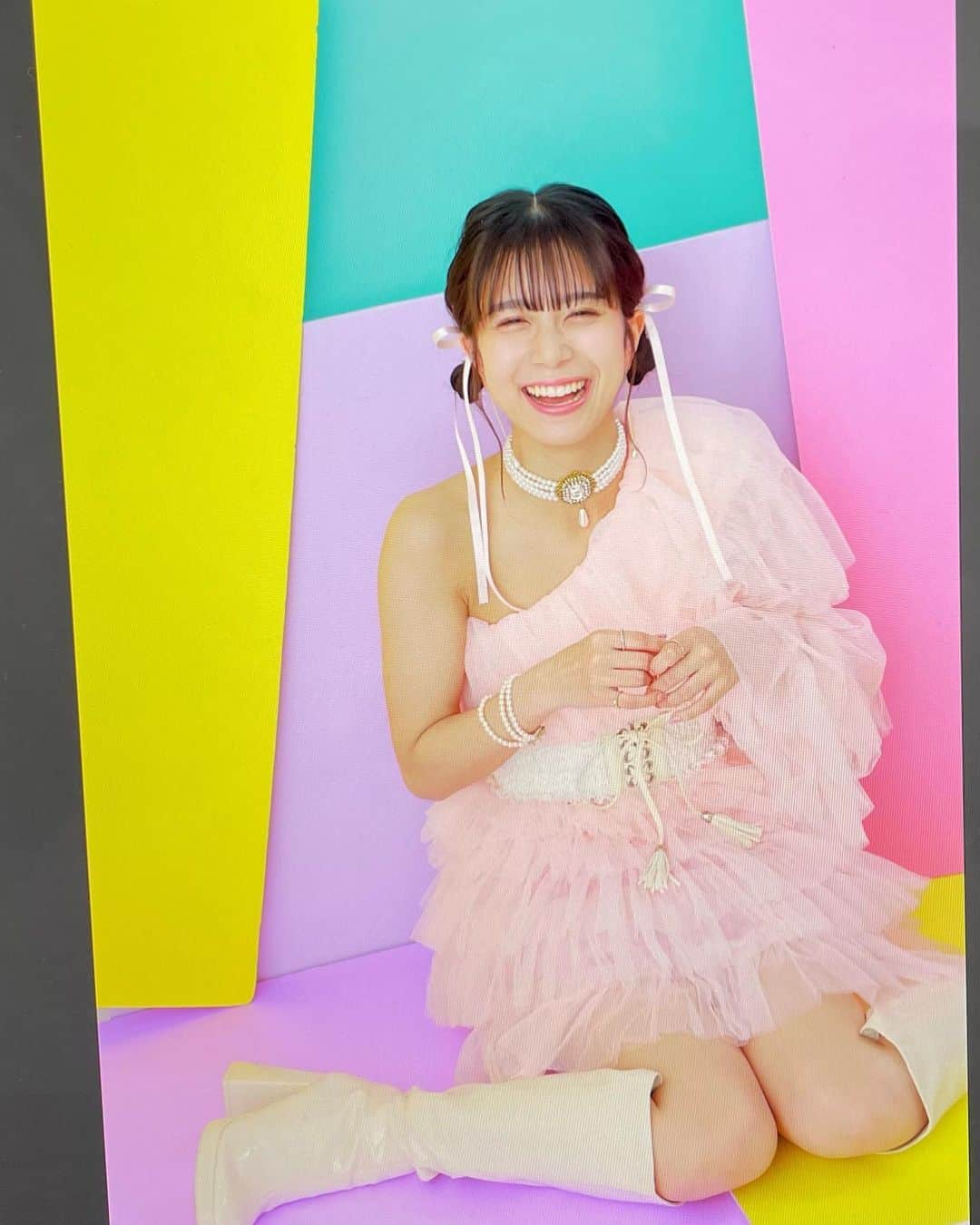 のインスタグラム：「・ ・ 衣装ほんとにかわいい、、💓 アクセサリーが全部お姫様みたいなの  #井上玲音」
