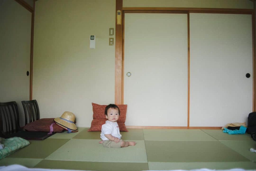 福田瞳さんのインスタグラム写真 - (福田瞳Instagram)「@sanazawa_terrace にて☺︎ 週末最高時間☺︎ 群馬のみなかみにある、#さなざわ㞢テラス さん、温泉♨️も最高。サウナも最高（旦那さんや友達が言ってた♡）。 今回は201号室☺︎ 和室落ち着く〜☺︎ ゴロゴロ最高☺︎」7月25日 20時42分 - fukudahitomi610