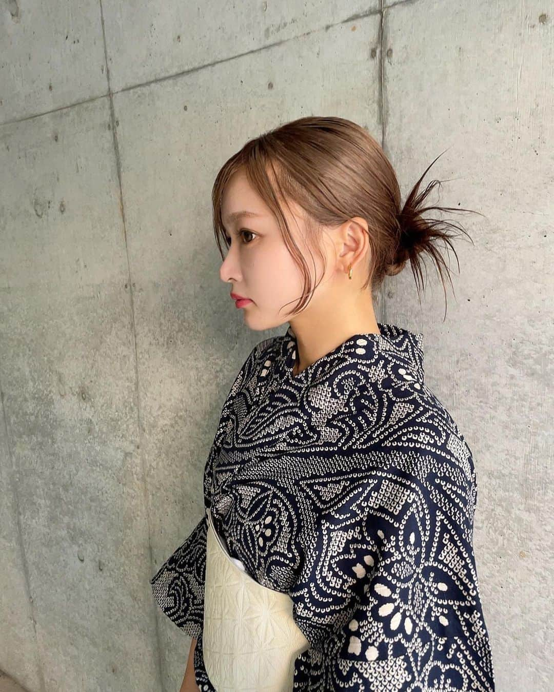 高田茉実さんのインスタグラム写真 - (高田茉実Instagram)「🎆  #花火大会  #浴衣  #浴衣ヘアアレンジ」7月25日 20時53分 - __mamico