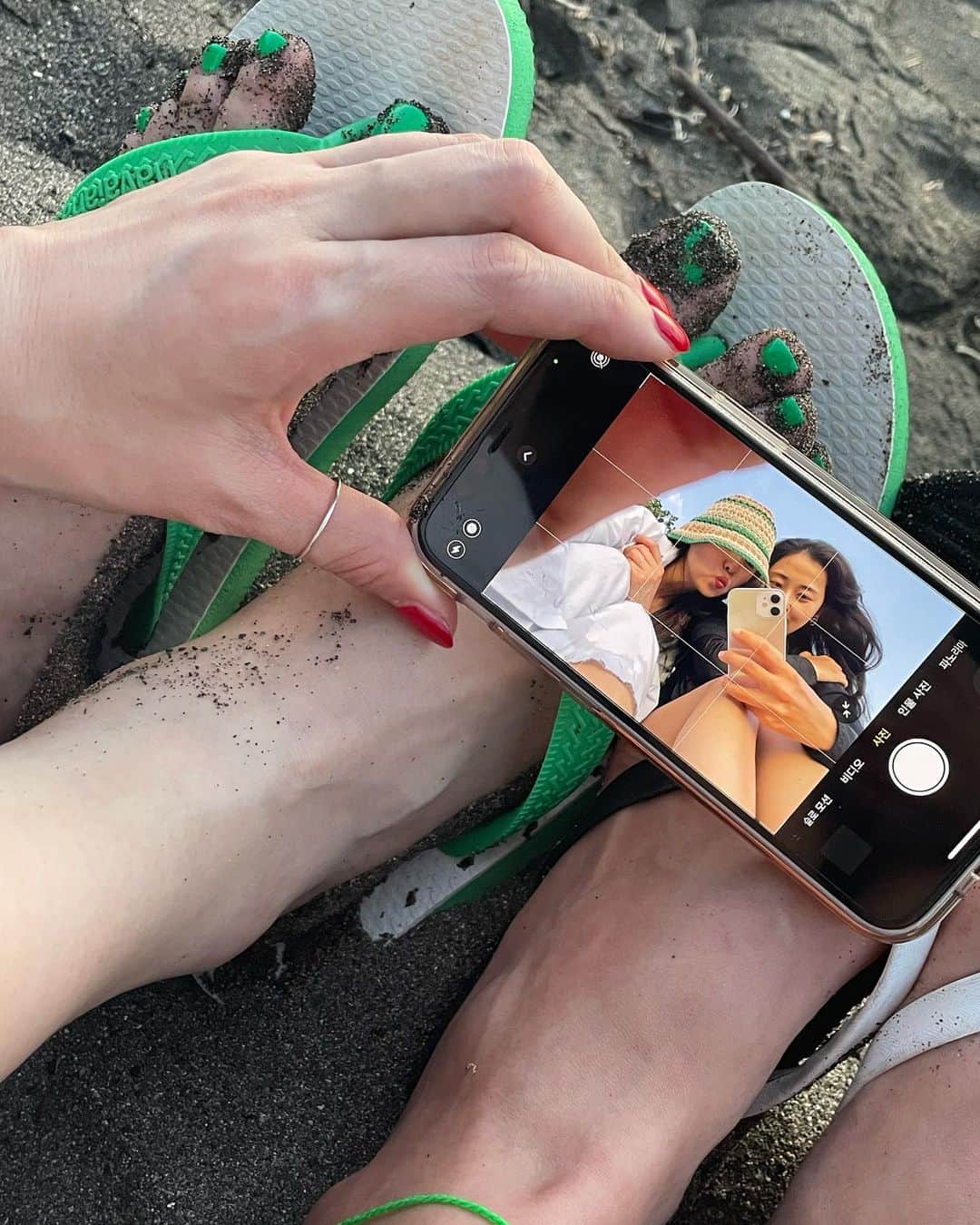 ガユンさんのインスタグラム写真 - (ガユンInstagram)「LOVINA🌅」7月25日 21時07分 - gayoon_heo