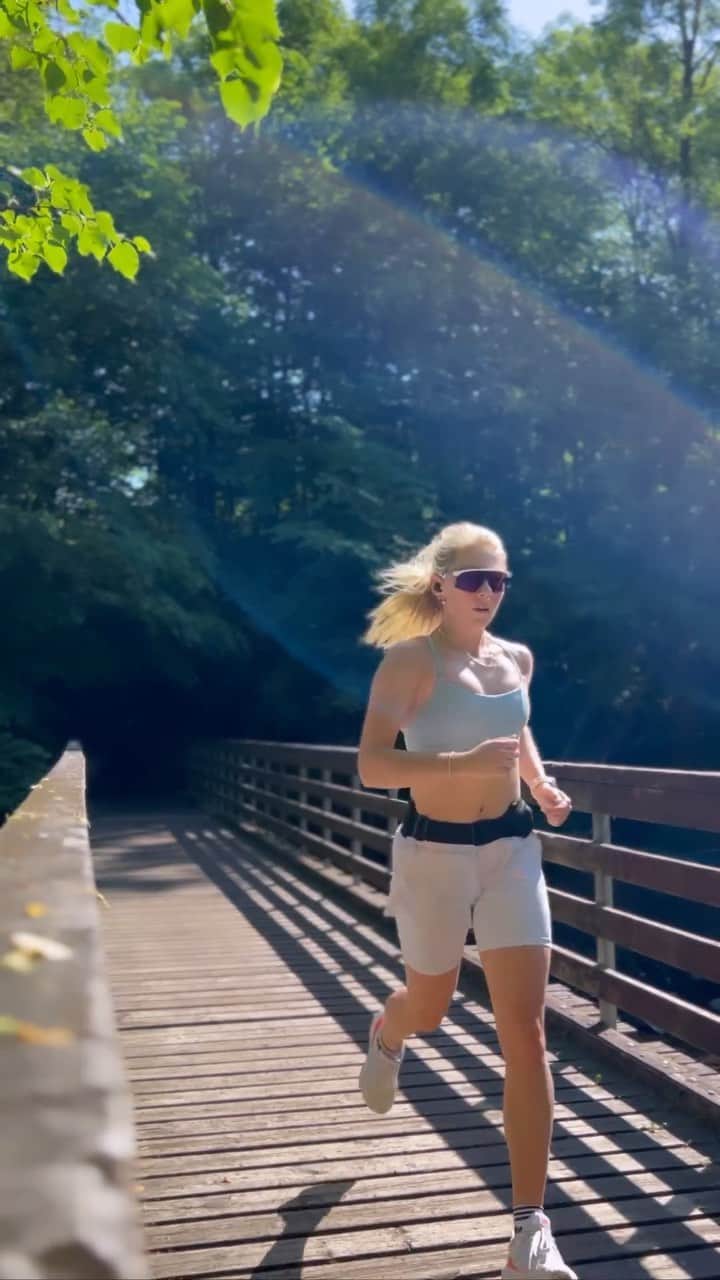 ミカエラ・シフリンのインスタグラム：「Watch the break down😘… Running has become my favorite type of training this summer! Anyone else?」