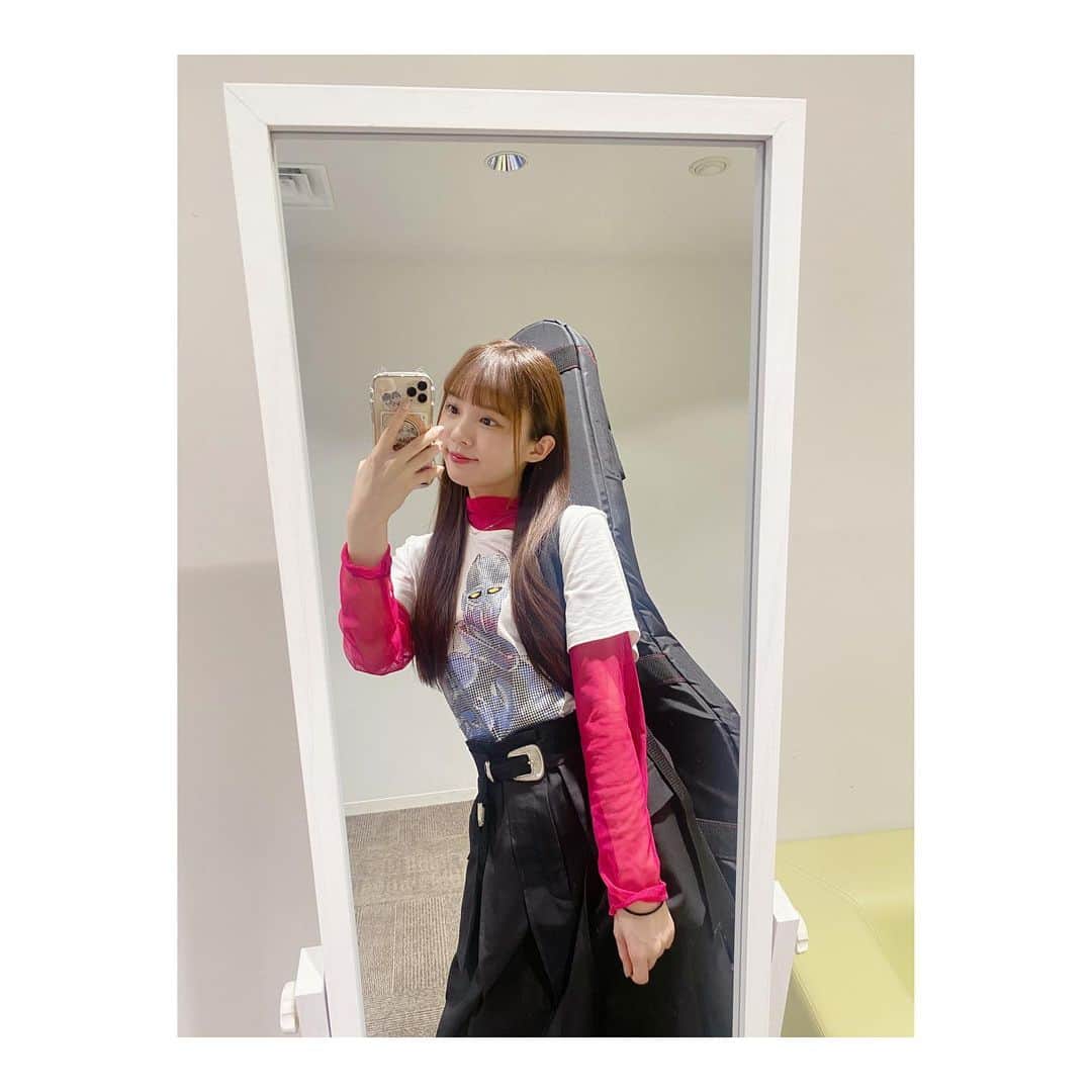 MINAのインスタグラム：「. シルバーチャリオッツT🗡 #jojo」