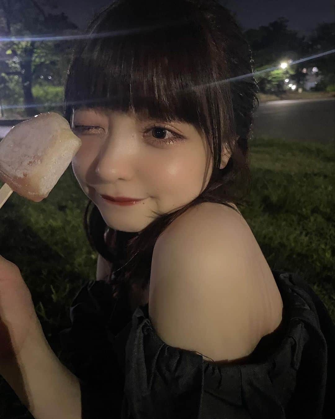 新田湖子さんのインスタグラム写真 - (新田湖子Instagram)「桃アイスおいしかったん🍑」7月25日 21時25分 - coconitta0809