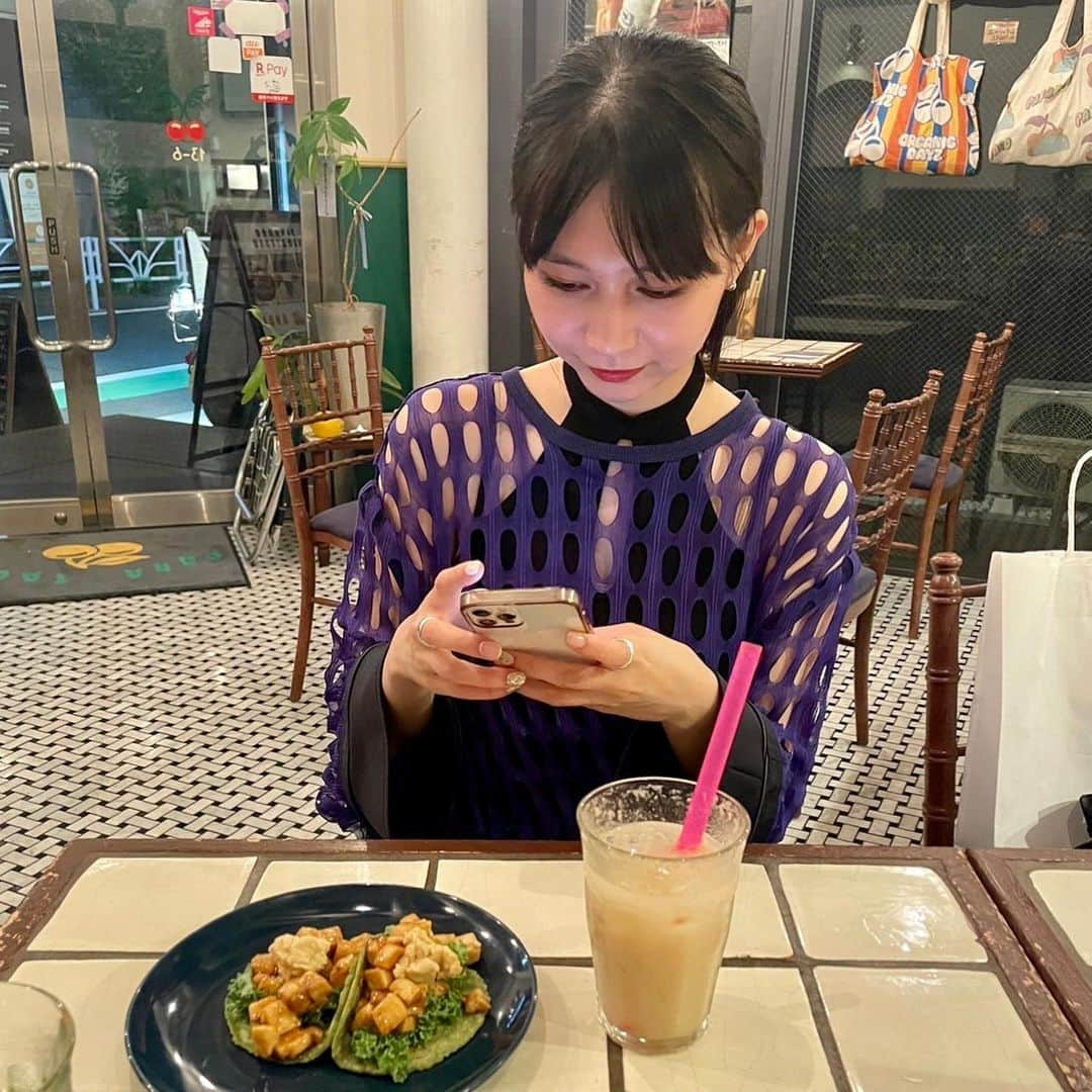 庄司芽生さんのインスタグラム写真 - (庄司芽生Instagram)「とある日 with @___ohalu___ 🌮❤️‍🔥  #めいの服」7月25日 21時33分 - mei_tokyogirlsstyle