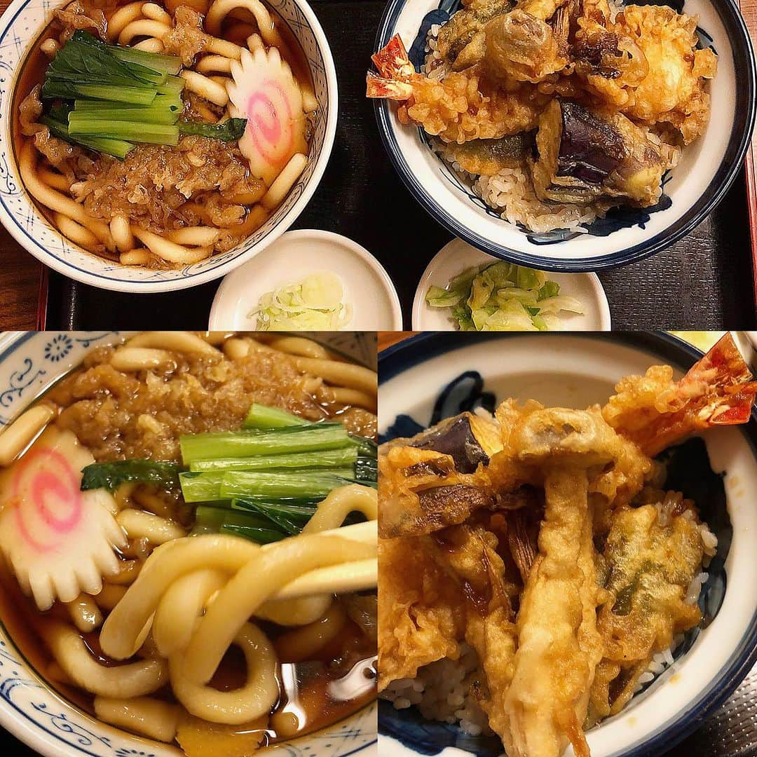 村山千代さんのインスタグラム写真 - (村山千代Instagram)「🍤 独り言が大きいディレクター。 と、お蕎麦屋さんの天丼セット。 #気になる #声かけちゃうやつ #本人は独り言に気づいてないから #逆にこっちが突然話しかけた人になるやつ #お蕎麦屋さん #うどん #天丼 #暑い時期の熱いうどんも美味」7月25日 21時34分 - chiyocolate420