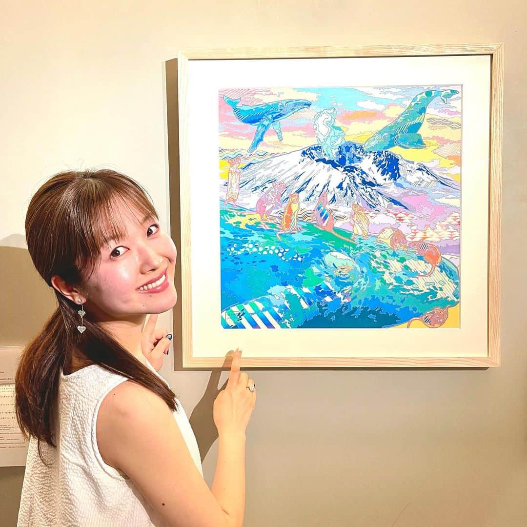 加藤響子のインスタグラム：「ASAKURAKOUHEIさんのアート🎨  ビビッドな色彩と透明感🫧  自然の恵みと瑞々しさ🍃  生命力に溢れながらも 優しく潤いのある色づかいに一目惚れ😳  こういう色合い大好きです☺️  子どもの頃から、絵を描くのも見るのも好きです。 好きな配色や、彩度の高いものに触れると心躍ります🌈🌈🌈  #asakurakouhei」