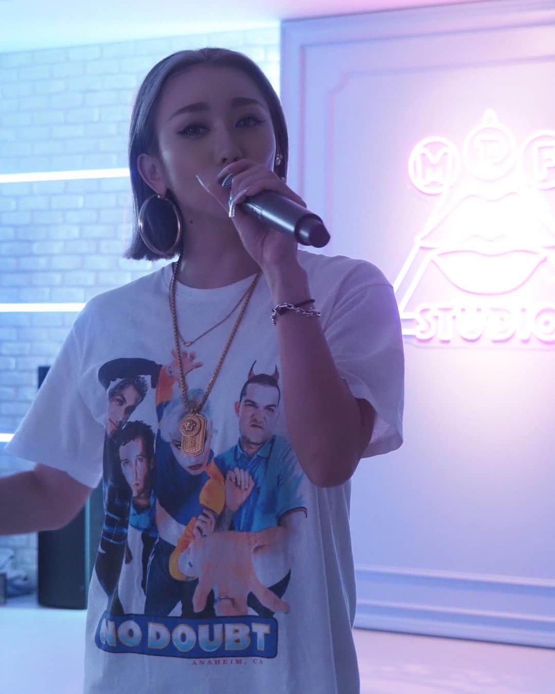 倖田來未のインスタグラム：「. 来る！ファイナル！30日の東京公演にむけて、最終リハーサル！ 今日の感じみんなめっちゃ良かった！笑 なんか、緊張感はあるんだけどいい意味で力抜けてて、本番でこの感じ出したいっっ！！ ⁡ ファイナル公演は、収録日となります！！ そして、8/6にはU-NEXTでの配信もあります！ ⁡ カメラなどで抑えていた席が解放されました！！ なので、今からでも行きたいというあなた！！ ⁡ 大歓迎です！！お待ちしております！！ 緊張せず楽しんでいきたいと思います！ ⁡ #KODATOUR23 #kodakumi #倖田來未」