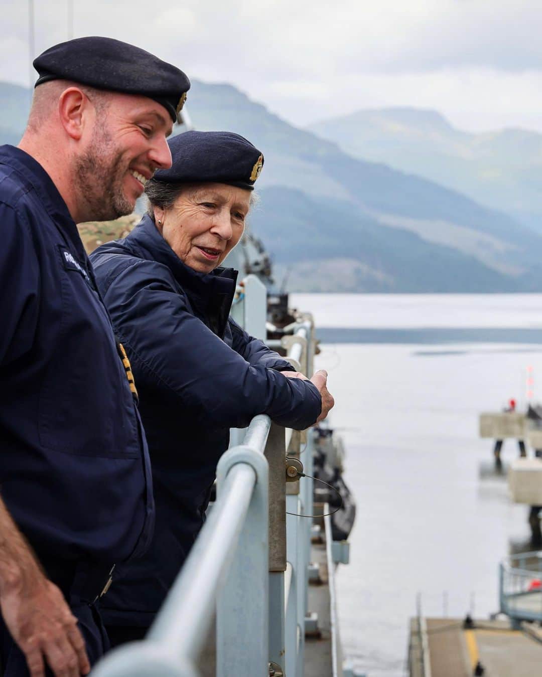 ロイヤル・ファミリーのインスタグラム：「The Princess Royal has visited HMS Albion off the West Coast of Scotland.   ⚓️ Whilst onboard, The Princess Royal met members of the Ship’s company and witness the Ship leaving harbour from Glen Douglas. The Princess Royal also heard about the Ship’s operational activity over the last 12 months, including deployments to the Mediterranean, the High North and the Baltic.   HMS Albion was the first NATO Ship to visit Finland after it became a member and visited Den Helder in the Netherlands to mark the 50th anniversary of the UK-Netherlands Amphibious Force.   🛳️ The Princess Royal has been Lady Sponsor of HMS Albion since its launch in 2001.」