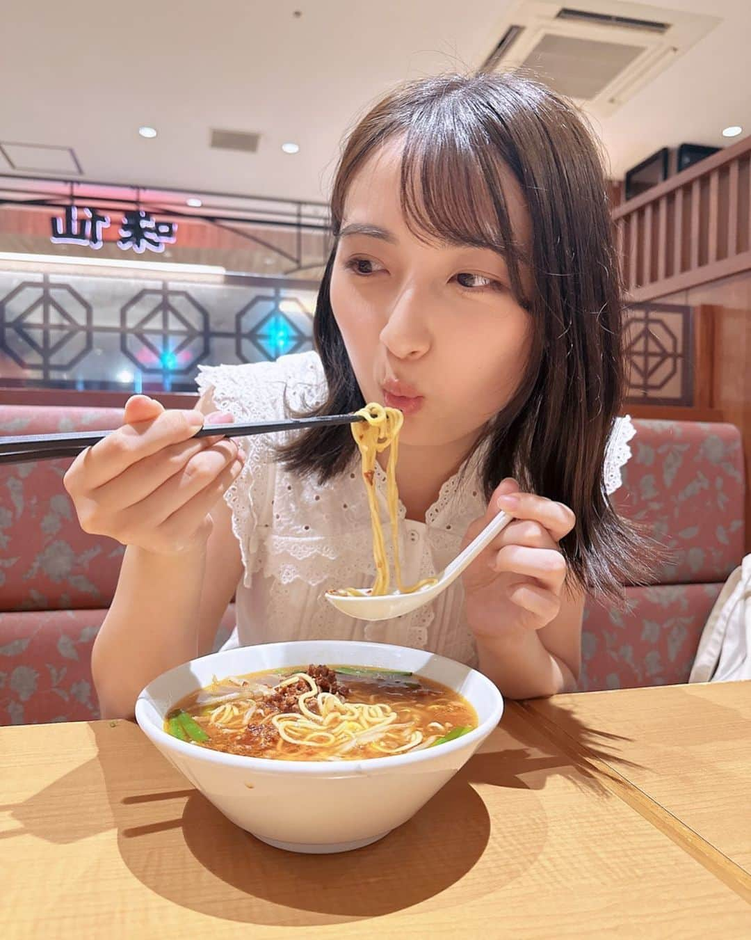 宇佐美彩乃さんのインスタグラム写真 - (宇佐美彩乃Instagram)「ラーメン最高❣️🍜 . . 念願のはじめまして味仙。 前情報で相当辛いと聞いたからビビり散らかして アメリカンにしてもらったよ😀 . .  #味仙  #台湾ラーメン」7月25日 22時23分 - ayanon_usami1224