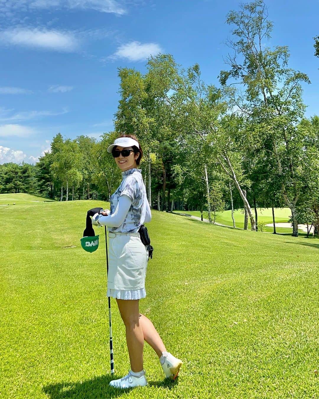 Alyssaのインスタグラム：「#小淵沢カントリークラブ   標高1150m。 フェアウェイ乗り入れ可。 フェアウェイが広くて気持ちよくゴルフ出来る。  好きなコース🥰⛳️  茶店のお姉さまのおもてなしも最高でした✨ また行きたい☺️  #instagolf #golstagram #골프스타그램　#ゴルフ #golf #골프연습 #골프 #ゴルフ女子 #女子ゴルフ」