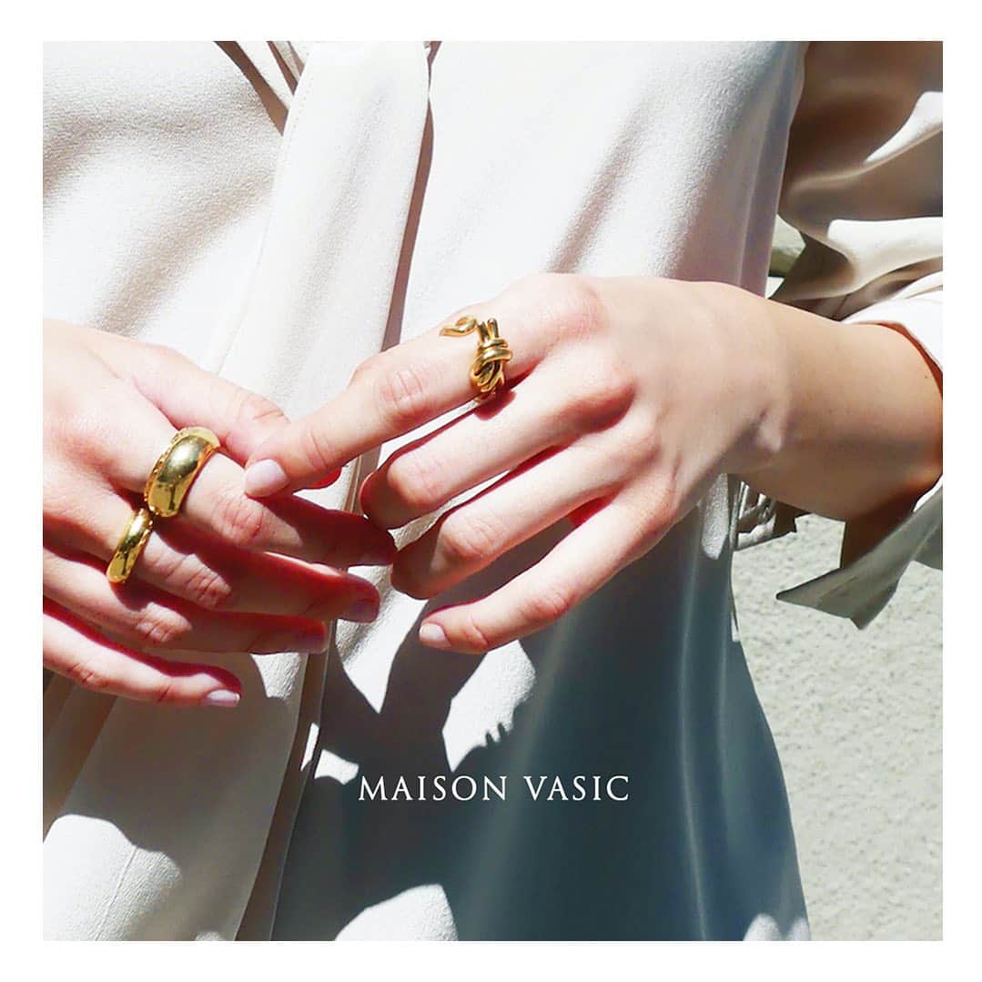 Vasic News In jpさんのインスタグラム写真 - (Vasic News In jpInstagram)「MAISON VASIC Knot Ring Cord Wide Ring Cord Narrow Ring  MAISON VASICのジュエリーは青山店・心斎橋店・オンラインストアで販売しています。  #vasic  #maisonvasic  #ヴァジック #メゾンヴァジック  #jewelry #ring #gold #silver #vasic_aoyama#vasic_shinsaibashi #vasicnews #ジュエリー #指輪 #ゴールド #シルバー925 #ヴァジック青山 #ヴァジック心斎橋」7月26日 8時14分 - vasic_japan