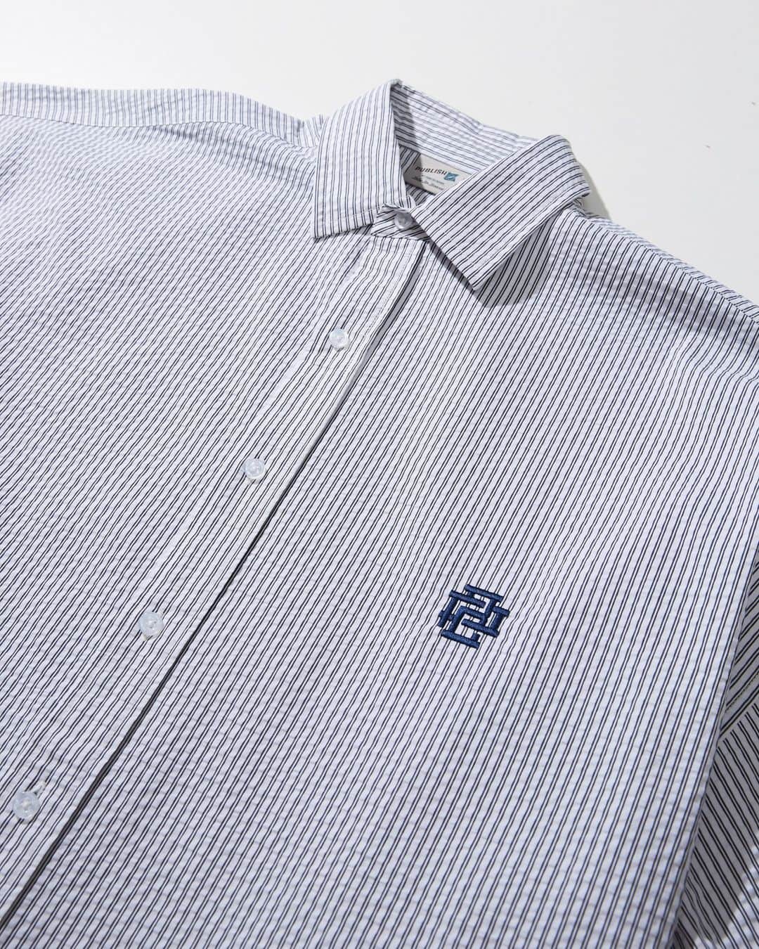 パブリッシュブランドのインスタグラム：「The perfect button up shirt for any occasion - wearing it will make you look and feel your best. Click the link to shop now and take #style to the next level! #shirts #clothing #clothes #outfit #dress #streetwear」