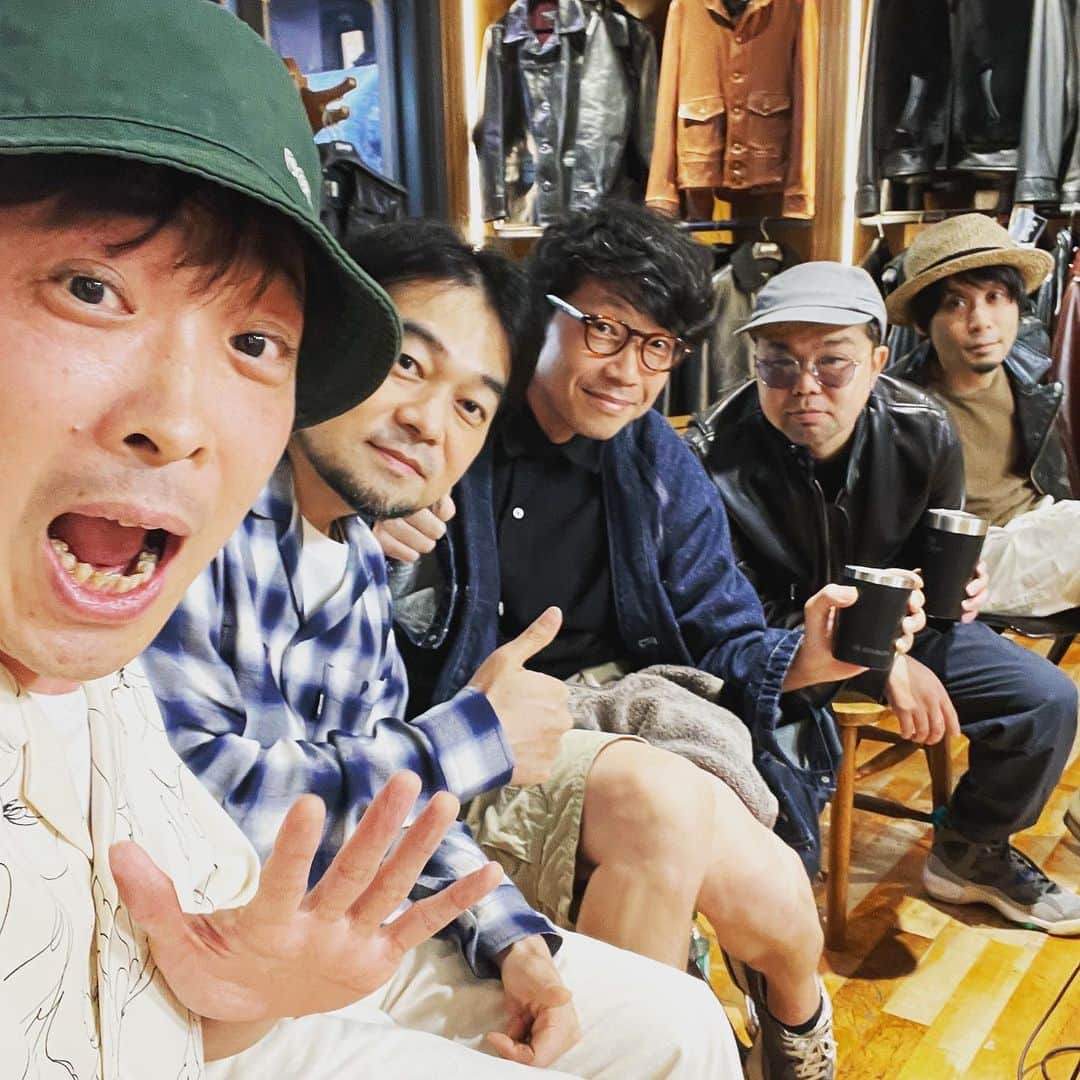 西寺郷太のインスタグラム：「堂島孝平くん、堀米泰行くんと NONA REEVES で「信州いいやまノーナ・フェス」に向けてのトーク配信。アーカイブ見れます。  終わった後、最終的にはノーナ３人で久しぶりに呑みました。楽しかった‼️」