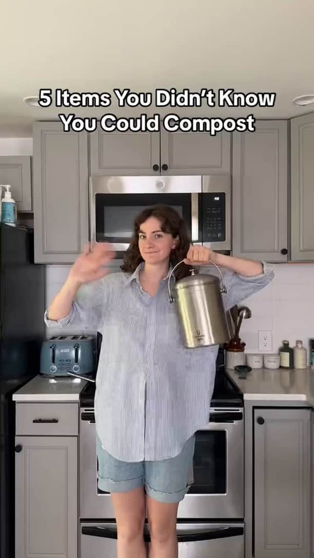 Panasonicのインスタグラム：「@emmajanegeisler shares some surprisingly compostable items! ♻️」