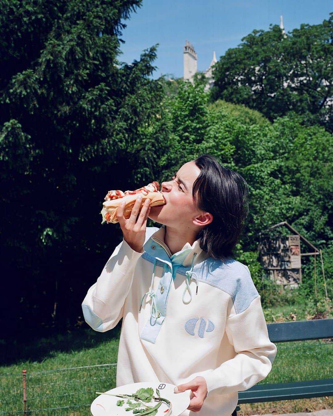 クローディピエルロさんのインスタグラム写真 - (クローディピエルロInstagram)「There is no elegant way to eat a Claudie's Banh-Mi, but who cares? ⁣ ⁣ Photographer: @luuuuush ⁣ Hair stylist and make up: @angelinabergese ⁣ ⁣ ⁣ #ClaudiePierlot #Claudies #ATastyEscape」7月26日 1時00分 - claudiepierlot