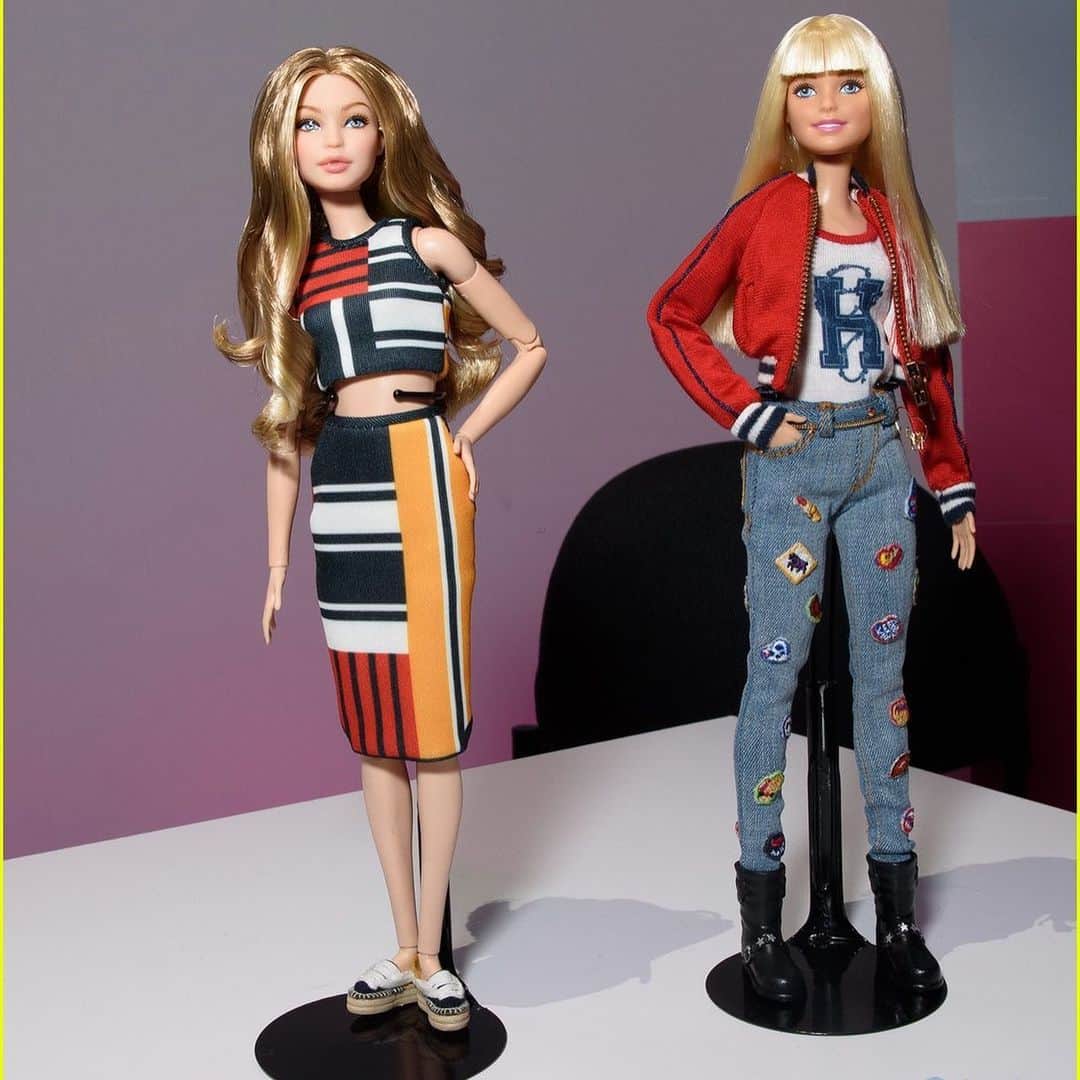 ジジ・ハディッドさんのインスタグラム写真 - (ジジ・ハディッドInstagram)「‘tis the season !! Throwback to my @barbie 🥹💕💕 & Barbie herself wearing #tommyxgigi, we had fun @tommyhilfiger ! Can’t wait to make it to the movies this week!!!」7月26日 1時11分 - gigihadid
