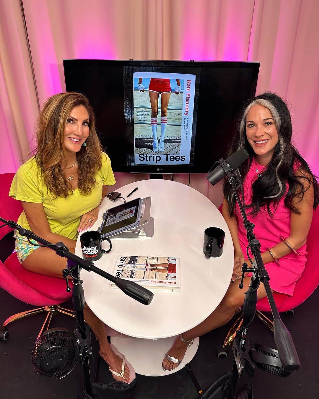 ヘザー・マクドナルドのインスタグラム：「New #juicy scoop up now! Swipe RT for pics of the topics discussed @katecflannery book #striptees is out now! #snowehiteandthesevendwarfs #kimzokciakbiermann #americanapparel #vagina #vulvafashion #juicyscoop #carleerussell」