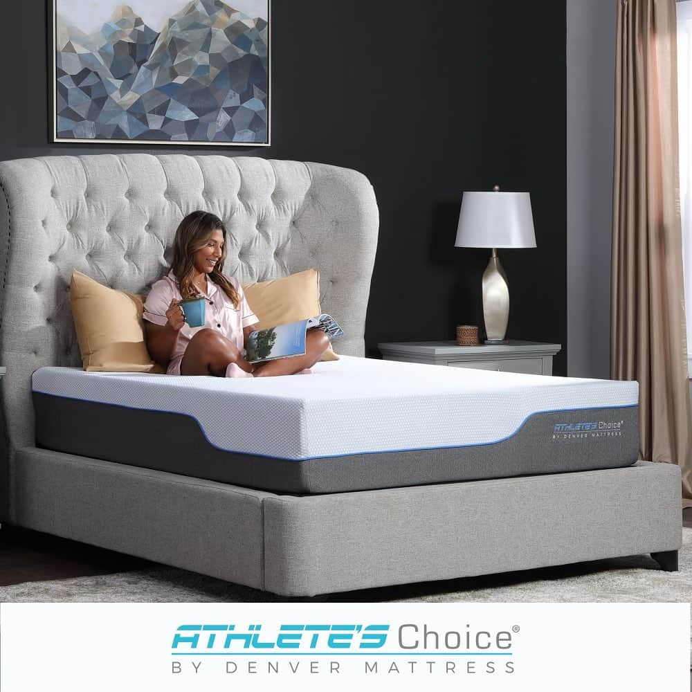 ミーガン・マーチンのインスタグラム：「I love curling up on my Athlete’s Choice mattress by @denvermattress!Sleep plays the biggest role in my recovery after a day of climbing or being out on the road. This one helps keep me moving. #ad #sleephealthierlivehealthier」