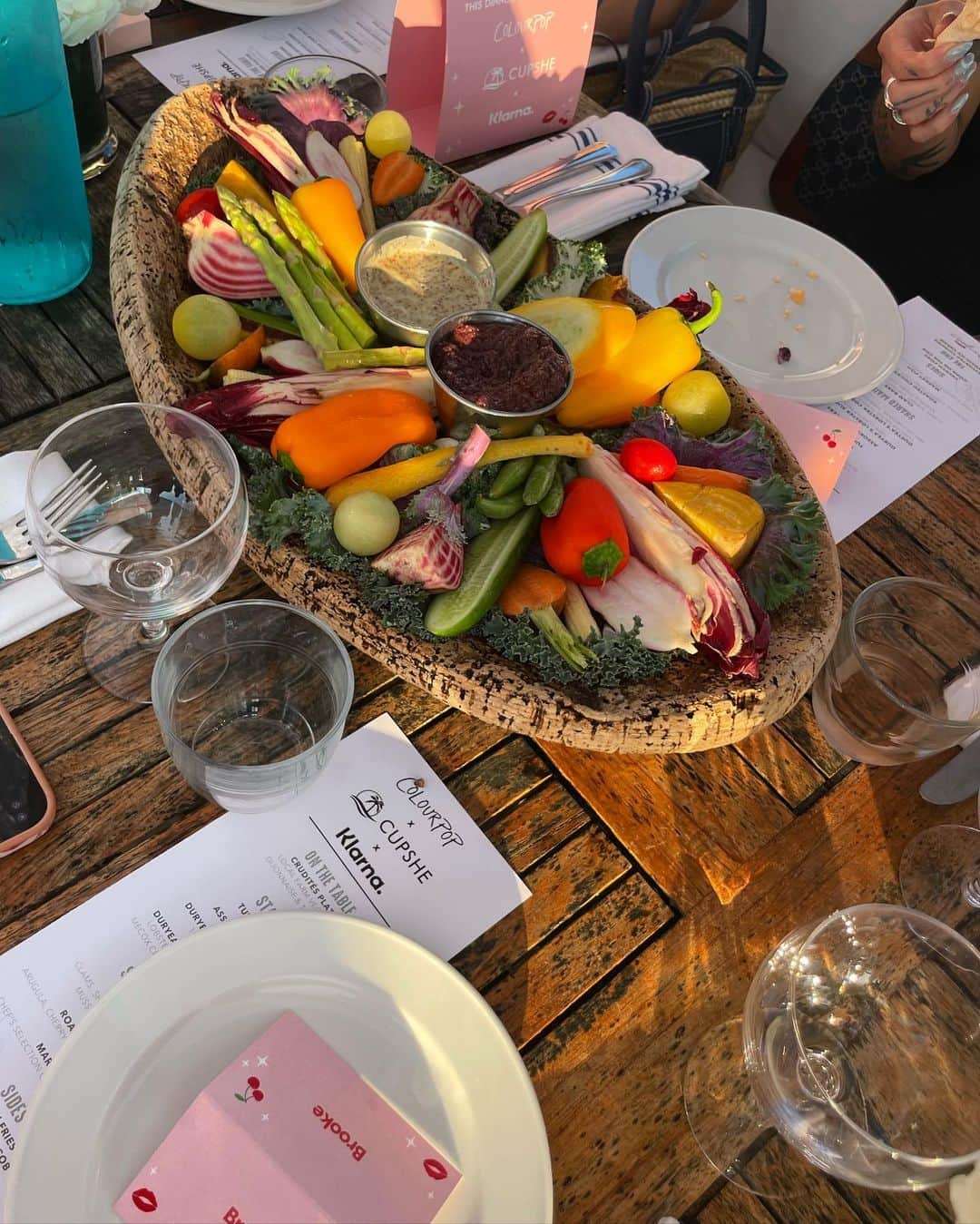 Brooke Marie Hylandさんのインスタグラム写真 - (Brooke Marie HylandInstagram)「“Magic in the Hamptons”, I get it now ❤️💄🦞」7月26日 3時12分 - brookehyland