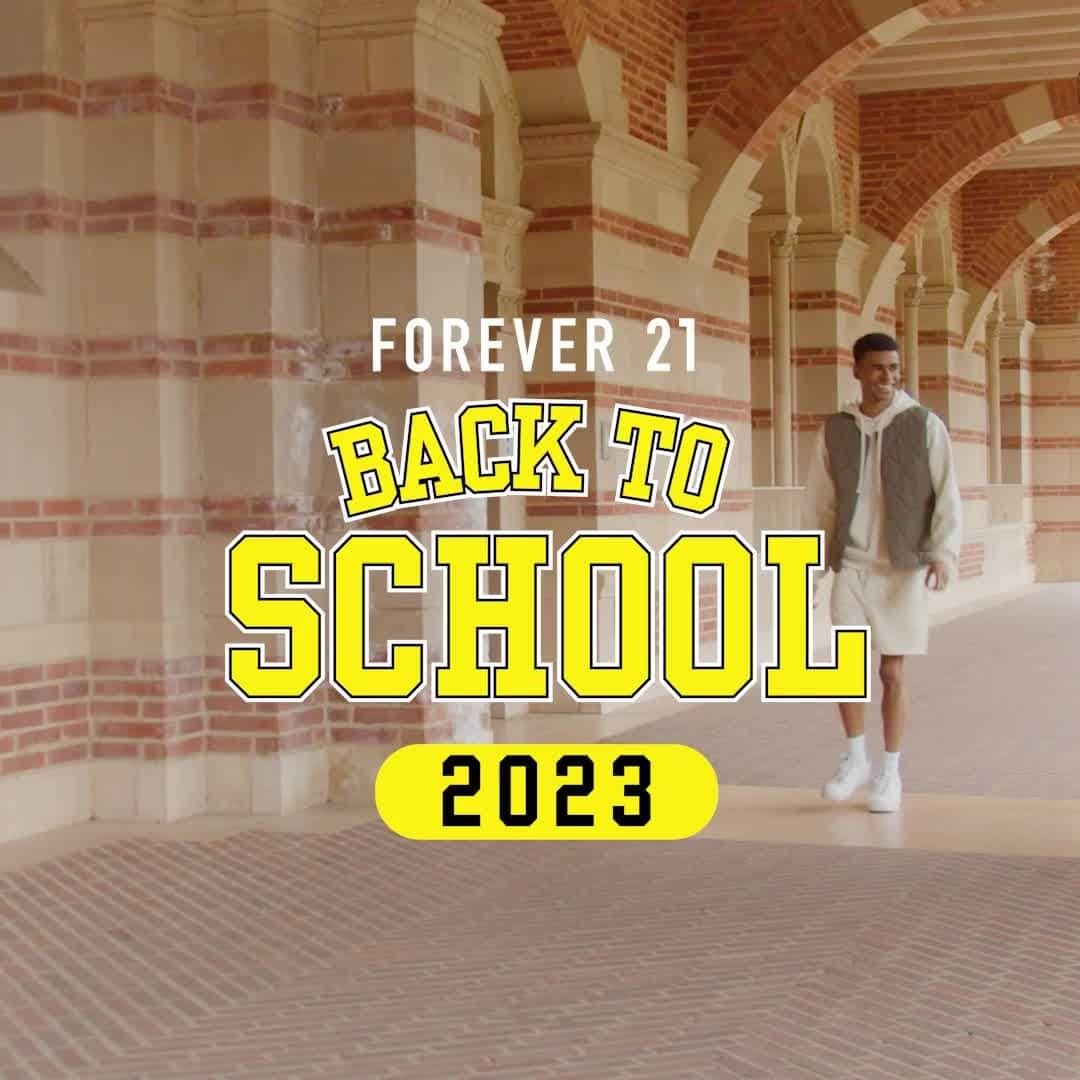 Forever 21 Menのインスタグラム：「✨New school year, new adventures✨🎒 Back to school has never looked better! Get 21% off when you shop online now! Don't miss out ➡️ discount ends 7/26! #Forever21mens⁠」