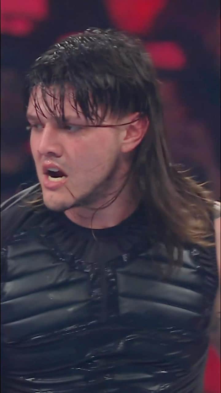 WWEのインスタグラム：「@dominik_35’s the man! #WWERaw」