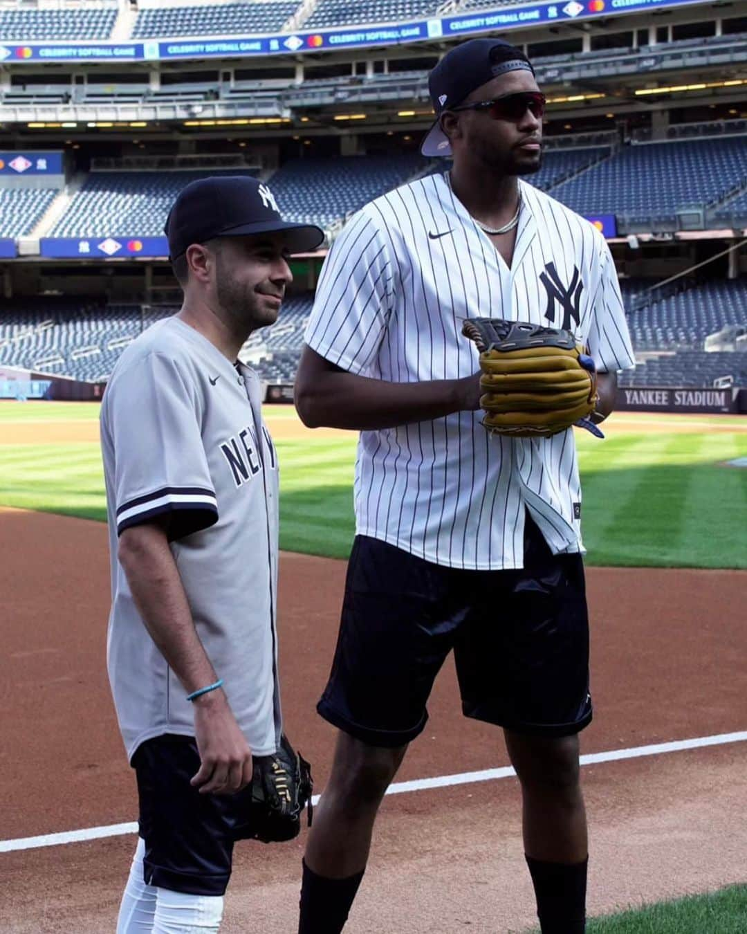 ルディ・ゲイのインスタグラム：「Yankee for the night! S/O to @cc_sabathia @ambersabathia for having me!」