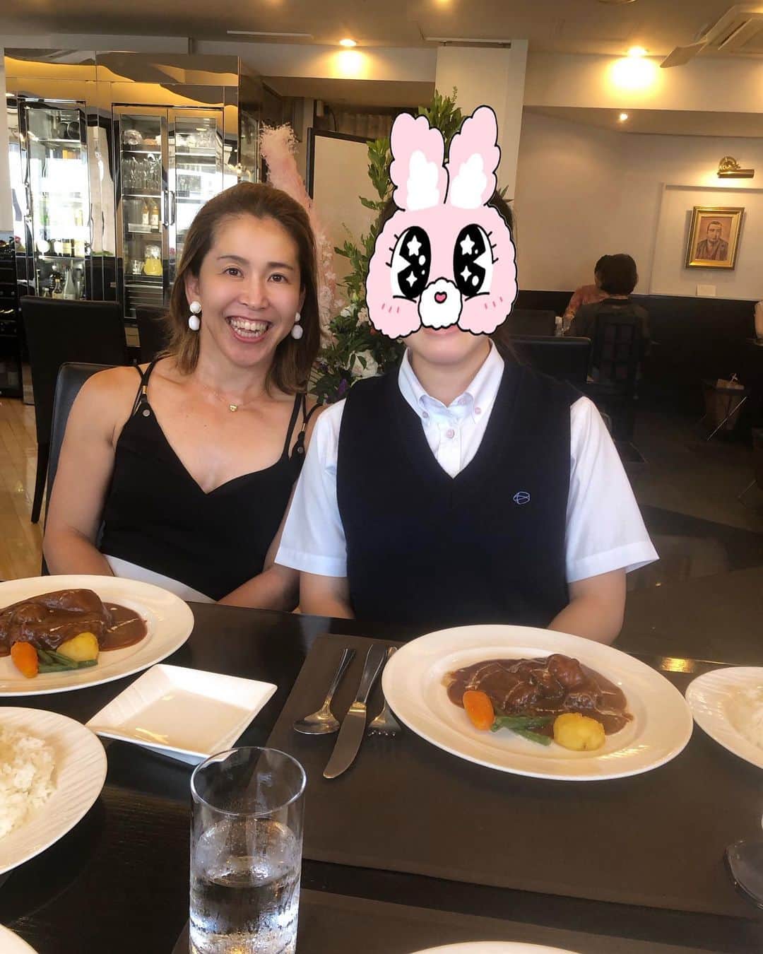 しなしさとこのインスタグラム