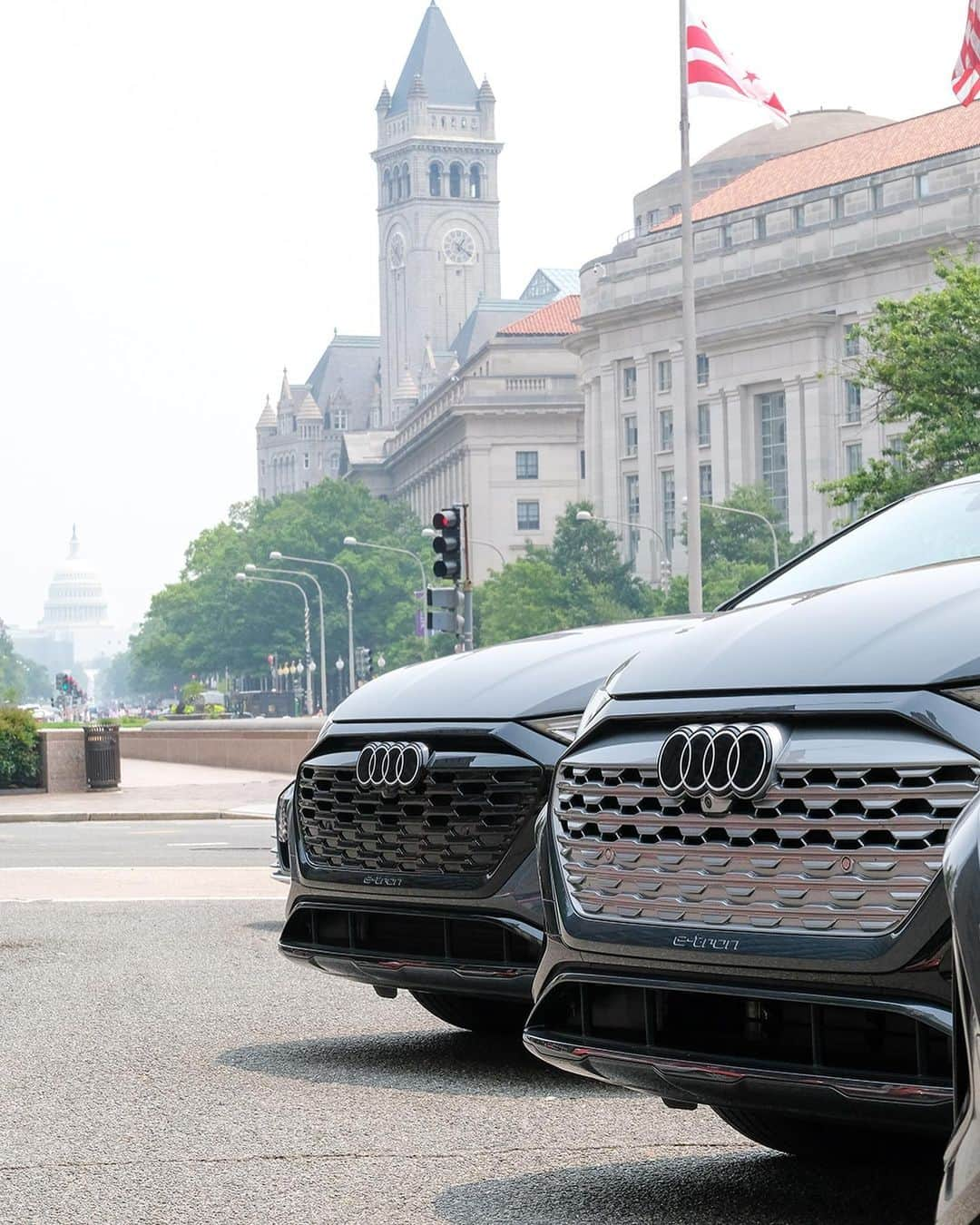 Audiさんのインスタグラム写真 - (AudiInstagram)「We joined the MLS All-Stars last week with a few stars of our own. Learn more at the link in our bio.  #AudiRSetronGT #AudiQ8etron #Soccer #MLS #MLSAllStar #Football」7月26日 6時51分 - audi