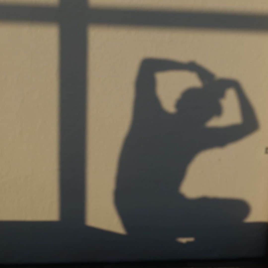 中川珠里さんのインスタグラム写真 - (中川珠里Instagram)「#葉山花火大会  📍PETIT BATEAU BEACH CAEF  早めからお邪魔して美しいサンセットも楽しみ♡ 何年ぶり！！な再会もあり🫂  いい時間でした🤍🤍🤍」7月26日 7時13分 - juri1104