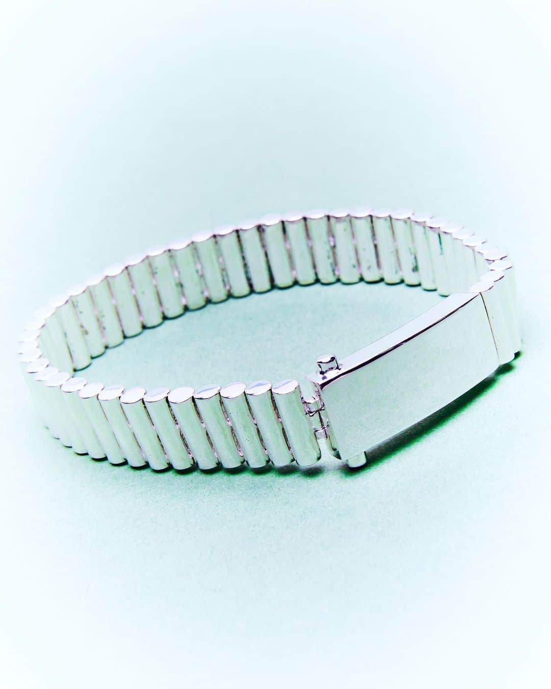 エルエヌシーシーのインスタグラム：「New Tennis Bracelet   Shop now on LN-CC」