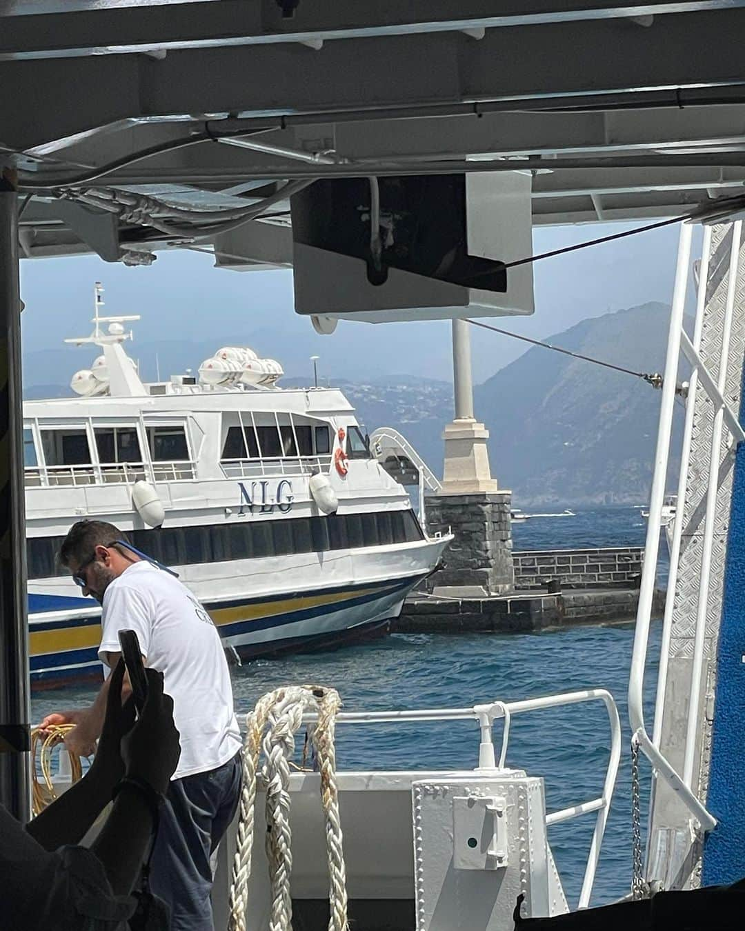 岡田美季さんのインスタグラム写真 - (岡田美季Instagram)「Napoli---Capri🛳💙 ナポリは治安が良い感じはしなかったけど危ない事もなく過ごせたけど他とは少し違う独特な雰囲気💭 ご飯が美味しい♡ひたすら食べちゃうヨーロッパ旅。 ナポリのおすすめはリールであげたお城からの絶景でした♡ #イタリア #イタリア旅行 #ナポリ」7月26日 18時24分 - mikiokada0225