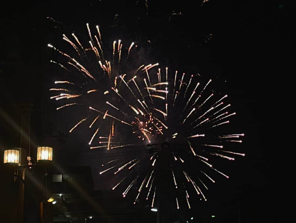 佐藤佳奈さんのインスタグラム写真 - (佐藤佳奈Instagram)「初めての天神祭🎇  大阪の夏を感じてきましたー！！  #すまたん #すまたんzip  #天神祭」7月26日 11時06分 - kana_sato_sakana