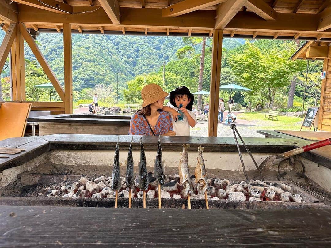 高城亜樹のインスタグラム：「最近は、カッコいいね！って言って欲しい僕👦 ママにとってはいつまでも可愛い👶❤️」