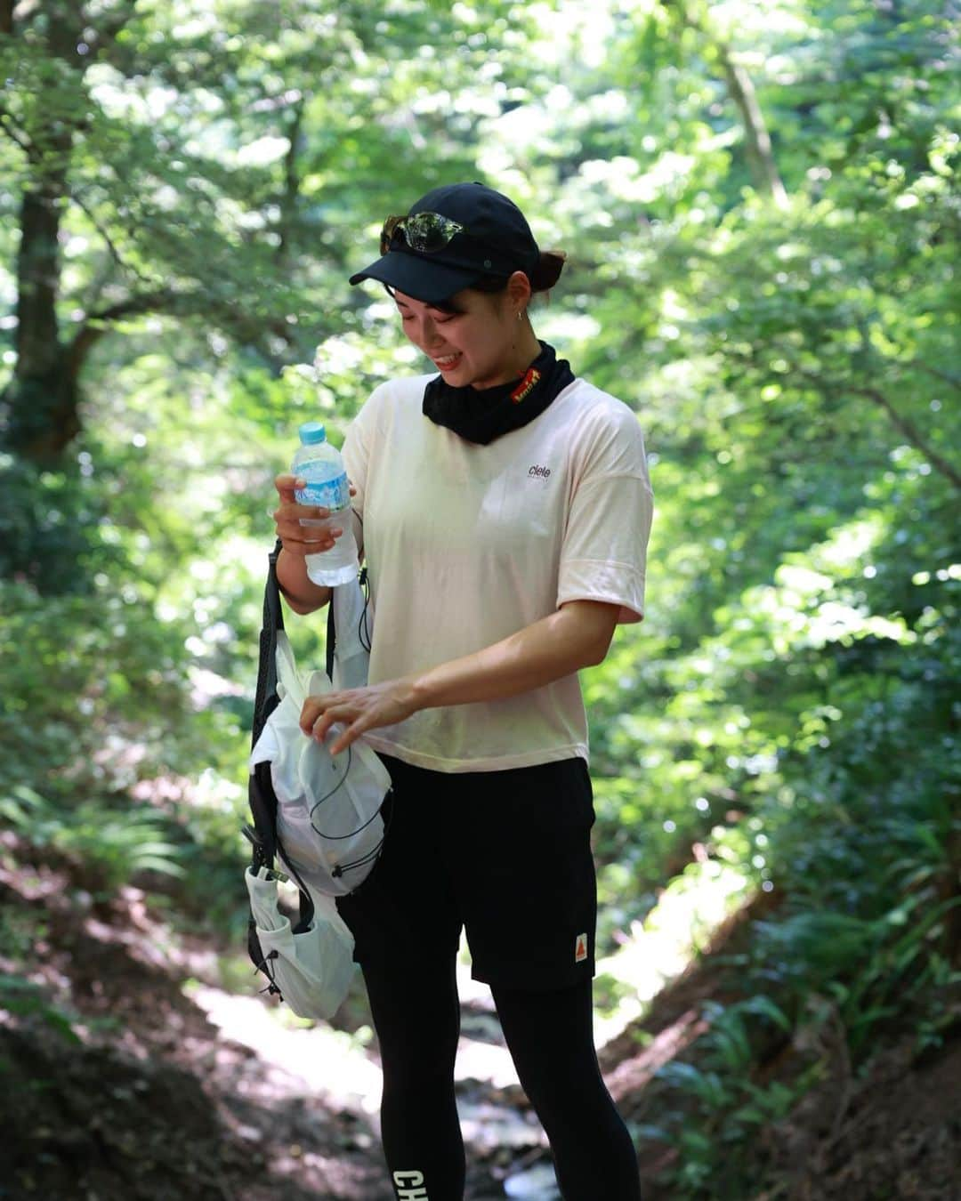 中村優さんのインスタグラム写真 - (中村優Instagram)「定期的に自然に身を置かないとむり〜🌿🌿🌿🌿山に住みたい🥹 高尾山下山後に飲んだ @takao_mountain_house のクラフトコーラ美味しかった🫰 ※お酒好きだけどよわよわなので運動後のクラフトビールはこの日は諦めた🤣」7月26日 11時18分 - nkmr_yu