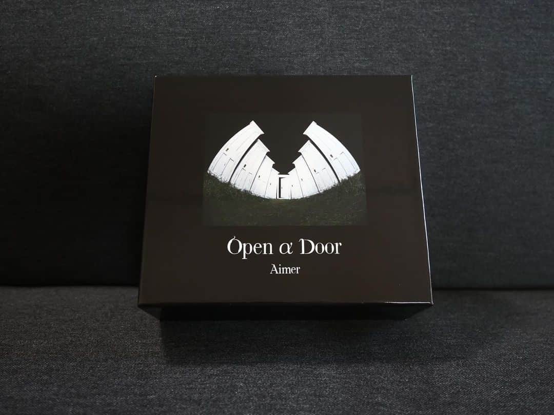 Aimerのインスタグラム：「⚯̫  Precisely because we have carefully accumulated 10 years  the time has come to stop now  I thought I needed to open a new door.  a change  of scenery, to widen ones view beyond the door? to you all, together, lets go and observe a new outlook. I would be happy if you could join with me.  Dear all,  My 7th ALBUM "Open α Door" finally released today.  10年を大切に積み重ねてきたからこそ 今、立ち止まって 新しい扉を開く必要があると思いました。 扉の向こう、どんな景色が広がっているか あなたに、一緒に、 確かめてもらえたら嬉しいです。  親愛なるみなさんへ、  7th ALBUM「Open α Door」 ついに今日リリースです。  宜しくお願いします!」