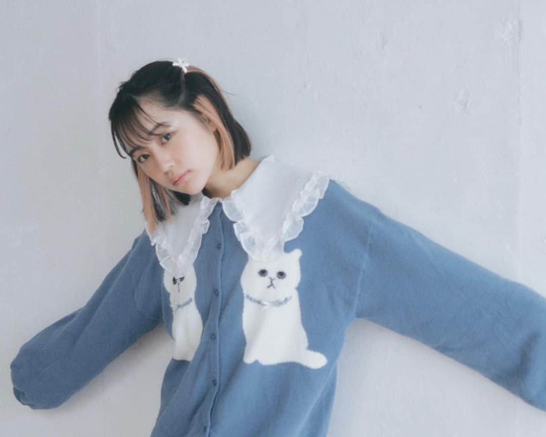 merry jennyのインスタグラム：「【 web  catalog ! 】 ㅤㅤㅤㅤㅤㅤㅤㅤㅤㅤㅤㅤㅤ merry jenny 2023 autumn Dream well feat.naenano  ㅤㅤㅤㅤㅤㅤㅤㅤㅤㅤㅤㅤㅤ 本日 7/26 (wed)  official web store RUNWAY channel にて 2023 autumn web  catalog vol.1が公開されました！ ㅤㅤㅤㅤㅤㅤㅤㅤㅤㅤㅤㅤ  topのURLから⇨  @merryjenny_instagram ぜひcheckしてくださいね♡ ㅤㅤㅤㅤㅤㅤㅤㅤㅤㅤㅤㅤㅤ 　 model : @naenano0114  photographer : @rikki_ueno  hair&make : @misu__hm  direction : @merryjenny_instagram  ㅤㅤㅤㅤㅤㅤㅤㅤㅤㅤㅤㅤㅤ ㅤㅤㅤㅤㅤㅤㅤㅤㅤㅤㅤㅤㅤ #merryjenny #メリージェニー  #2023aw #autumn #dreamwell  #webcatalog  #naenano #なえなの さん」