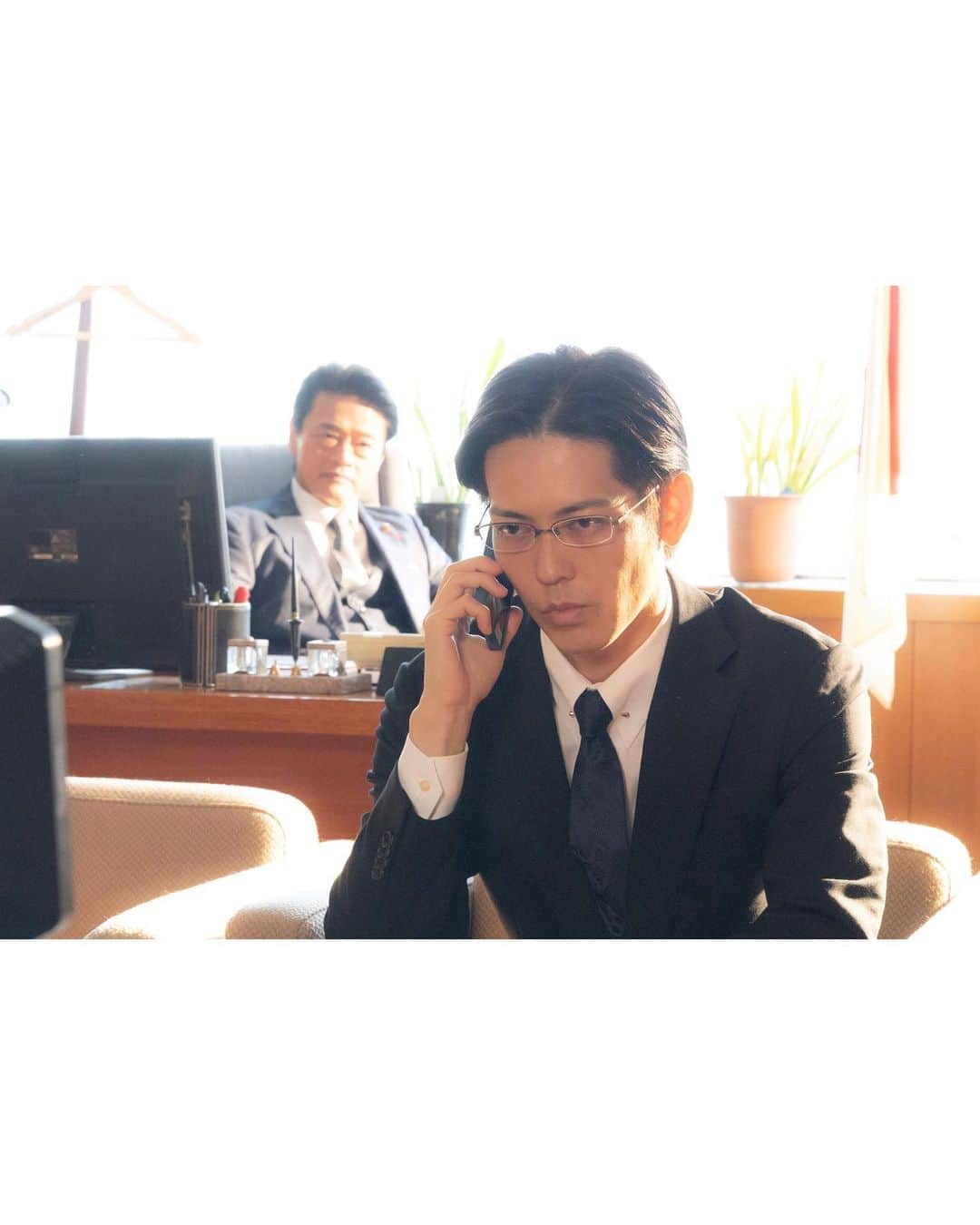 猪塚健太さんのインスタグラム写真 - (猪塚健太Instagram)「.  【出演情報】  U-NEXTオリジナルドラマ 『MALICE』  貴島慎一 役  U-NEXTにて独占配信！ 2023年9月スタート！  神保悟志さん演じる中川先生の秘書です。 都合の悪い事は迷わず潰していく冷徹な人物です👓 どう物語に絡んでいくでしょうか。是非ご覧ください。  公式HP https://square.unext.jp/article/MALICE  #マリス #MALICE」7月26日 12時05分 - kentaizuka