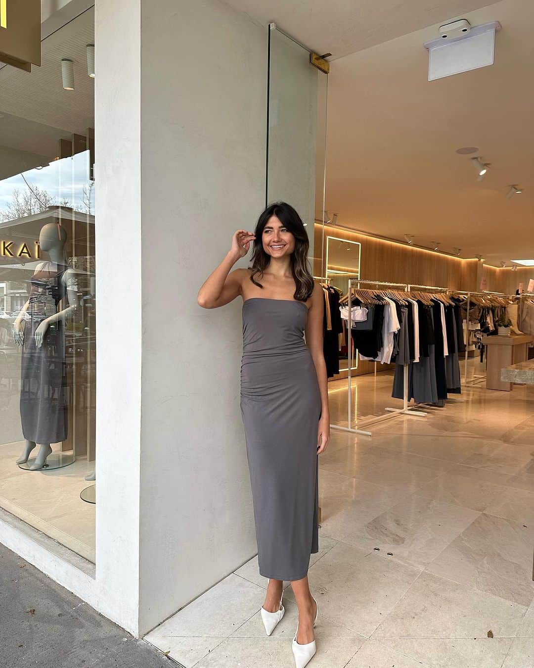 KOOKAI さんのインスタグラム写真 - (KOOKAI Instagram)「KOOKAÏette Style •• Tap to shop the Issy Midi Dress, available in boutiques and online #kookai」7月26日 18時49分 - kookai_australia