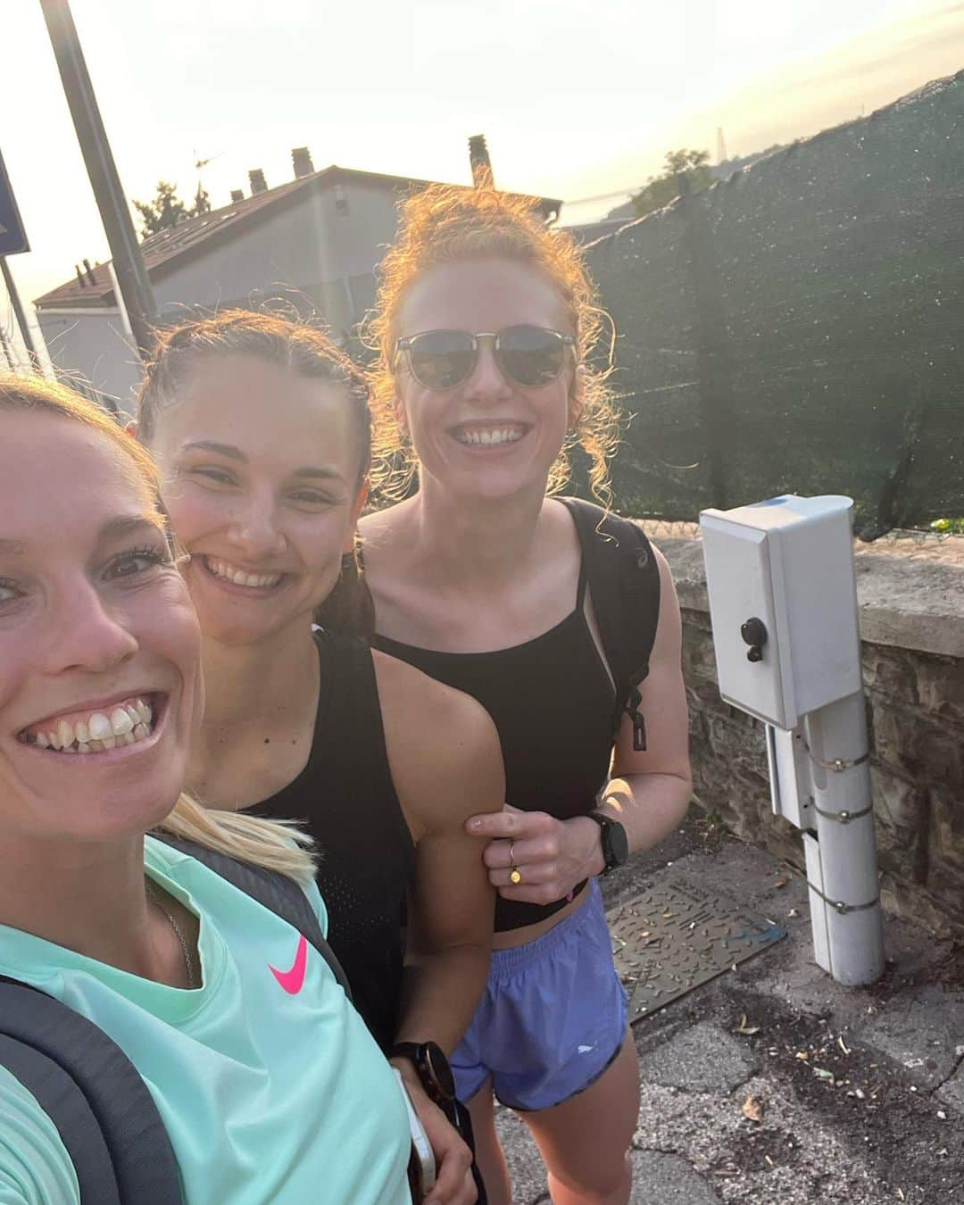 マチルドU・クラマーのインスタグラム：「From Finland to Italy with great company 🫶🏻  #Athletelife」