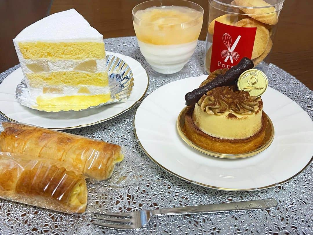 ゆりのインスタグラム：「🍰🍰🍰  #poron」