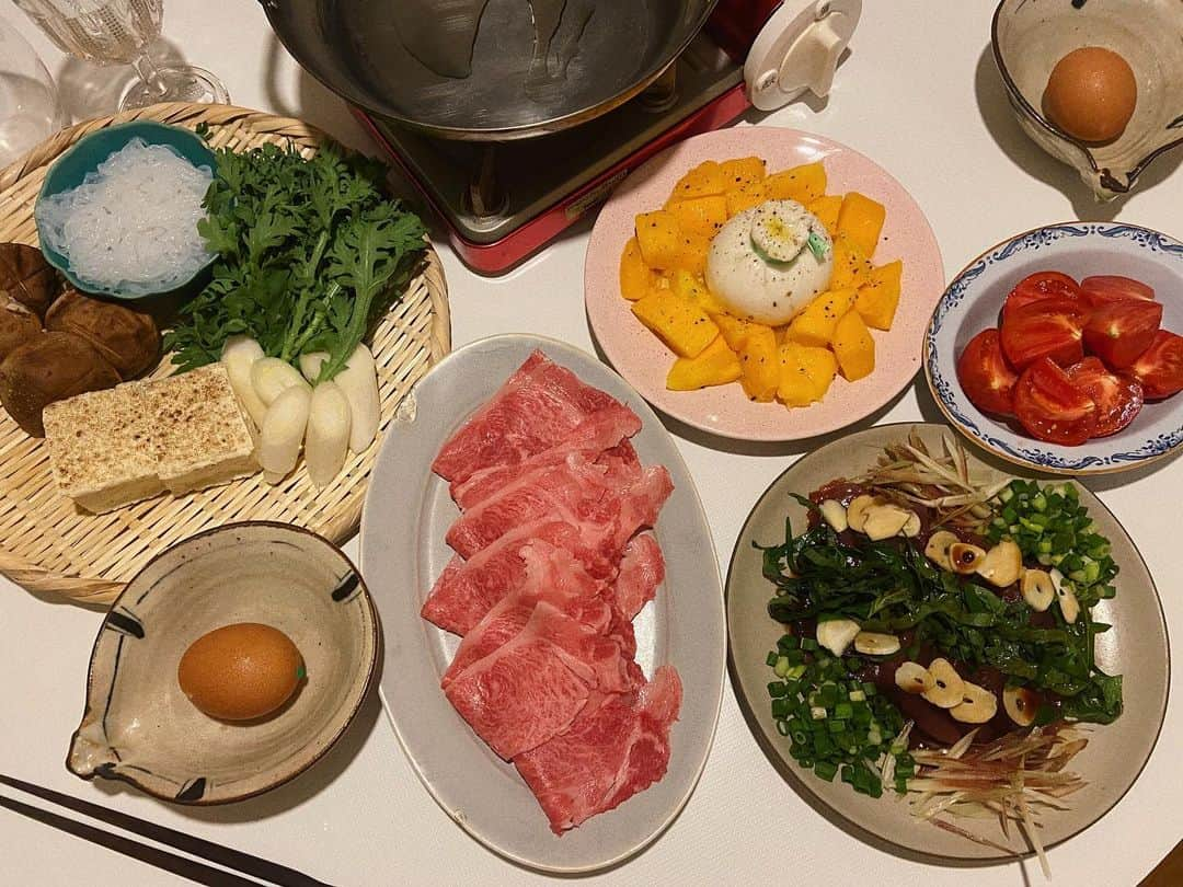 菅原沙樹さんのインスタグラム写真 - (菅原沙樹Instagram)「最近の旦那ご飯👨🏻‍🍳 いまだお魚ブームは継続中🐟週末用にと、平日夜からせっせと捌いております。 おかげで毎週末美味しいお魚料理食べれてサイコー🙌 今年の夏は、我が家でいっぱいおもてなしして腕前を披露するそうなので、各所ご連絡お待ちしております笑 #トーキョー旦那ご飯#トーキョー家族ご飯」7月26日 14時31分 - saki313apo