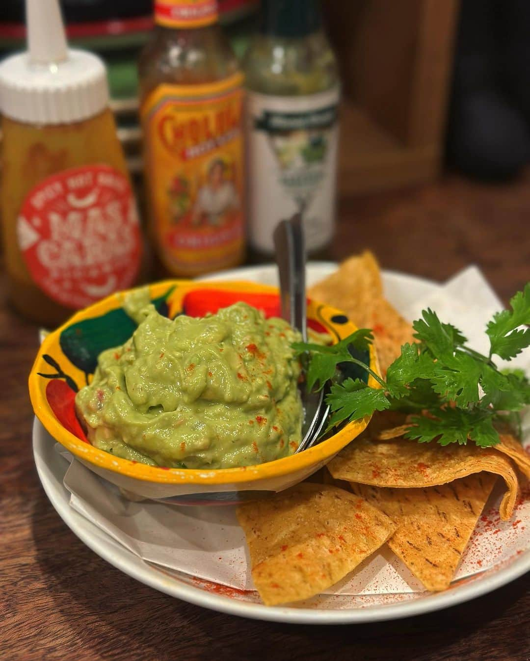 岩崎裕美さんのインスタグラム写真 - (岩崎裕美Instagram)「. 餃子からのメキシカン🌮🇲🇽  ２軒目は気になってたMaximo。  めちゃかわいー♡ メキシコが好きだから店内も器もテンション上がる✌️✌️  セビーチェが好きだ！ あれもこれも全部美味しくて大満足🥹♡」7月26日 14時57分 - hiromi_iwasaki