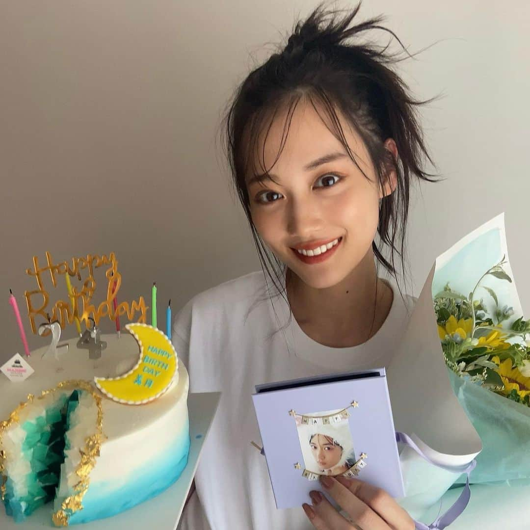 Cancamさんのインスタグラム写真 Cancaminstagram 「美月お誕生日おめでとう🎂🎂🎉🎉🎊 ツアーやドラマに忙しくてもお肌