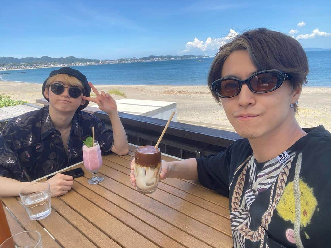 タカシさんのインスタグラム写真 - (タカシInstagram)「🏝️🍹🍉🌻」7月26日 15時10分 - takashi_yade07