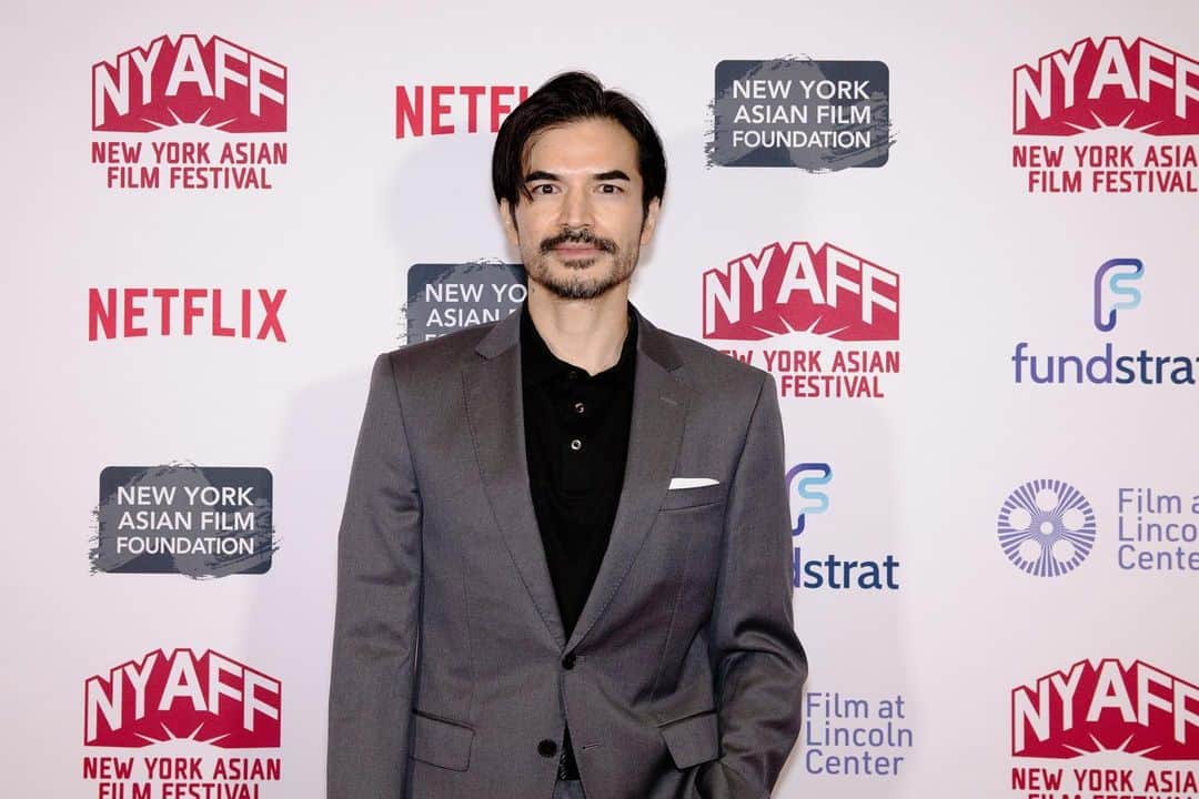 尚玄のインスタグラム：「“@december_the_film” North America Premier @newyorkasianfilmfestival.  昨夜は映画『#赦し』の北米プレミアでした。大活躍にあやかって、大谷翔平選手がオールスターで着用した @boss のスーツで登壇しました。映画の反応もとてもよく、旧友たちとも再会できて嬉しい一日でした。  ©New York Asian Film Festival   Styling: @y.k.jr  @boss #BeYourOwnBoss  #大谷翔平 #ShoheiOhtani #NYAFF #NYAFF2023」