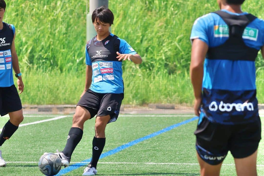 横浜スポーツ&カルチャークラブさんのインスタグラム写真 - (横浜スポーツ&カルチャークラブInstagram)「.  🔵training🟠  7/26  training photo📸  #冨士田康人 #坂本順平 #萱沼優聖 #松井大輔 #道本大飛  NEXT👉 明治安田生命J3リーグ第20節 📅7/30(日)17:00ko 🆚#FC岐阜 🏟#ニッパツ三ツ沢球技場  #yscc #Ｊリーグ #jleague #j3 #横浜 #本牧 #soccer #サッカー #bonera」7月26日 20時00分 - yscc_official