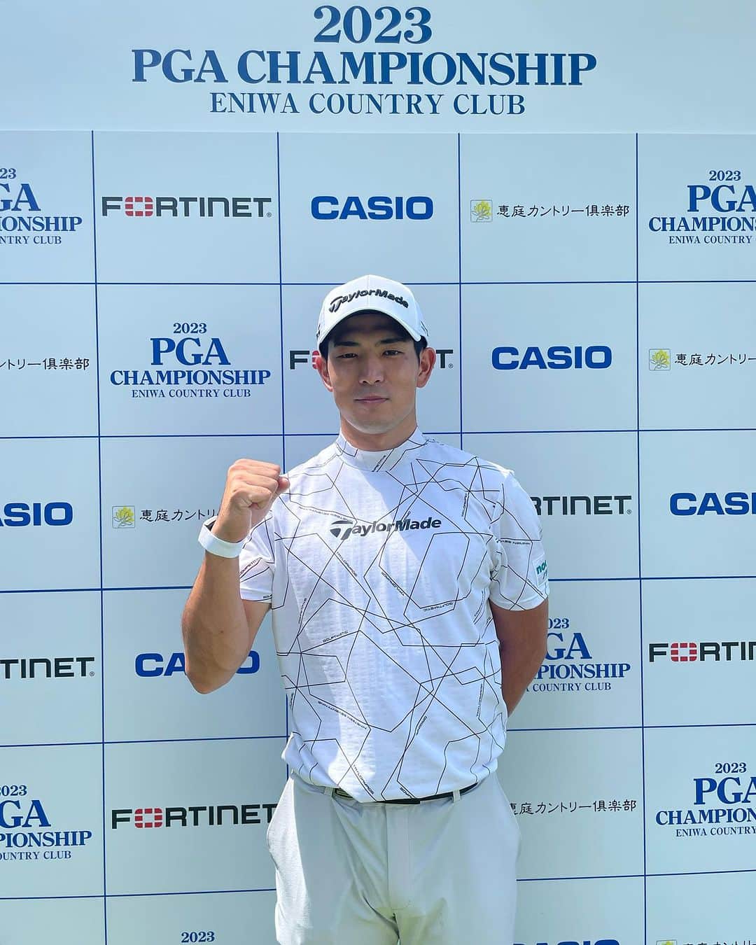 JGTO 男子プロゴルフツアーのインスタグラム：「全英オープンから帰国し、国内メジャー『日本プロゴルフ選手権大会2023』に挑む中島啓太。  時差ボケの影響でこの日の練習ラウンドはインコースの9ホールにのみで切り上げましたが、今週はプロ日本一の座を目指すと気持ちも新たに気合を入れ直していました。  #日本プロゴルフ選手権大会 #国内メジャー  #恵庭カントリー倶楽部 #中島啓太」