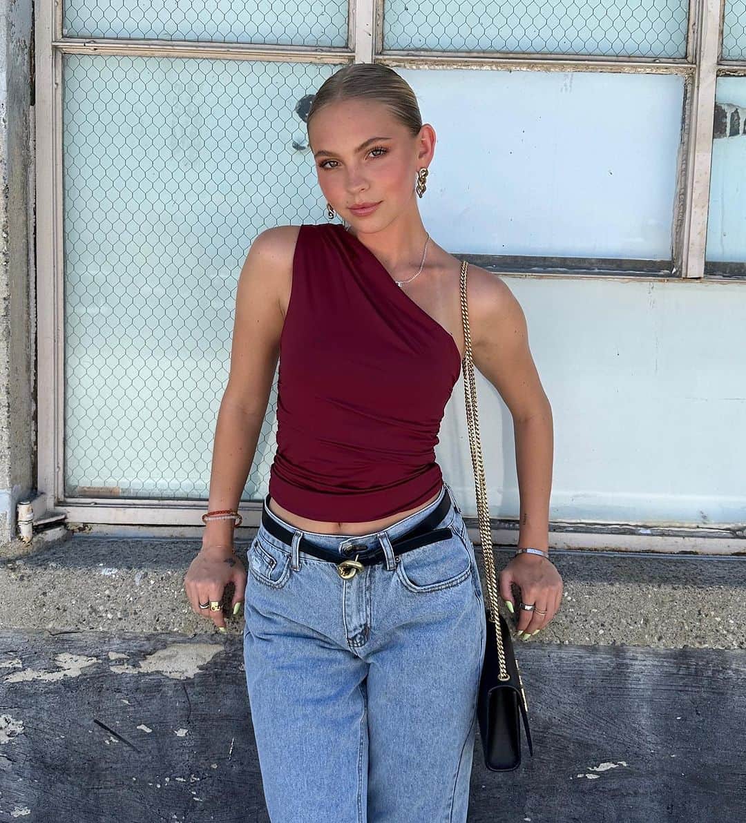 ジョーディン・ジョーンズのインスタグラム：「;)」