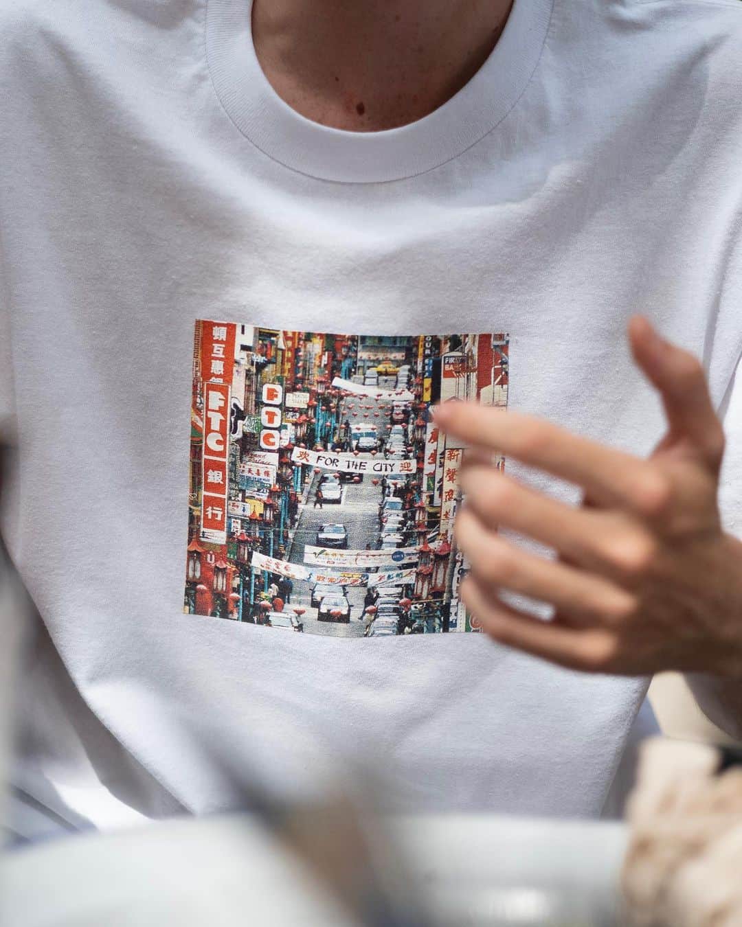 エフティーシーのインスタグラム：「FTC Summer 23 Capsule Collection Chinatown Tee Releasing Online Thursday 7/27 at 10AM PST 🌆 Photos by @dennis_mcgrath #ftc #ftcskateboarding #forthecity #ftcsanfrancisco #ftcjp #ftctokyo #ftcnagoya #ftcosaka #ftcspringsummer23」