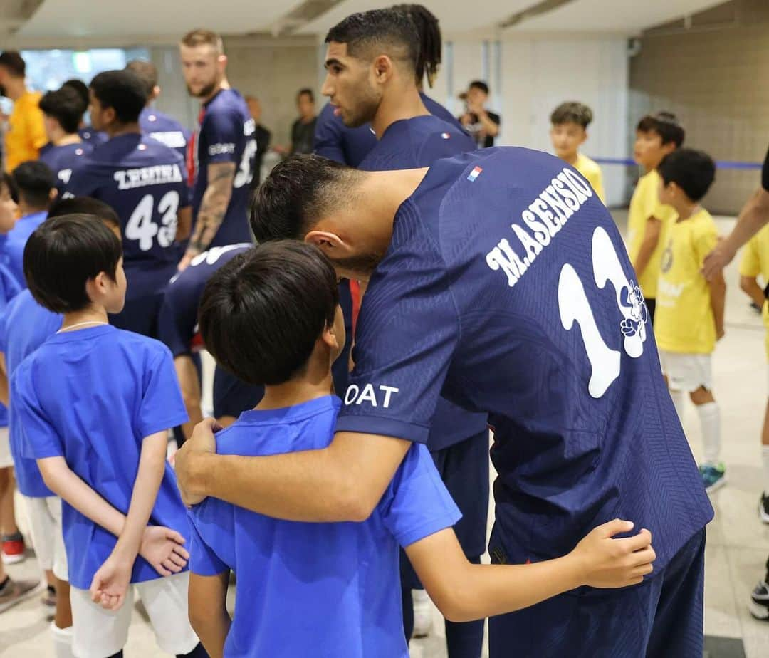 マルコ・アセンシオさんのインスタグラム写真 - (マルコ・アセンシオInstagram)「#PSGJapanTour2023 🔴🔵」7月26日 19時00分 - marcoasensio10